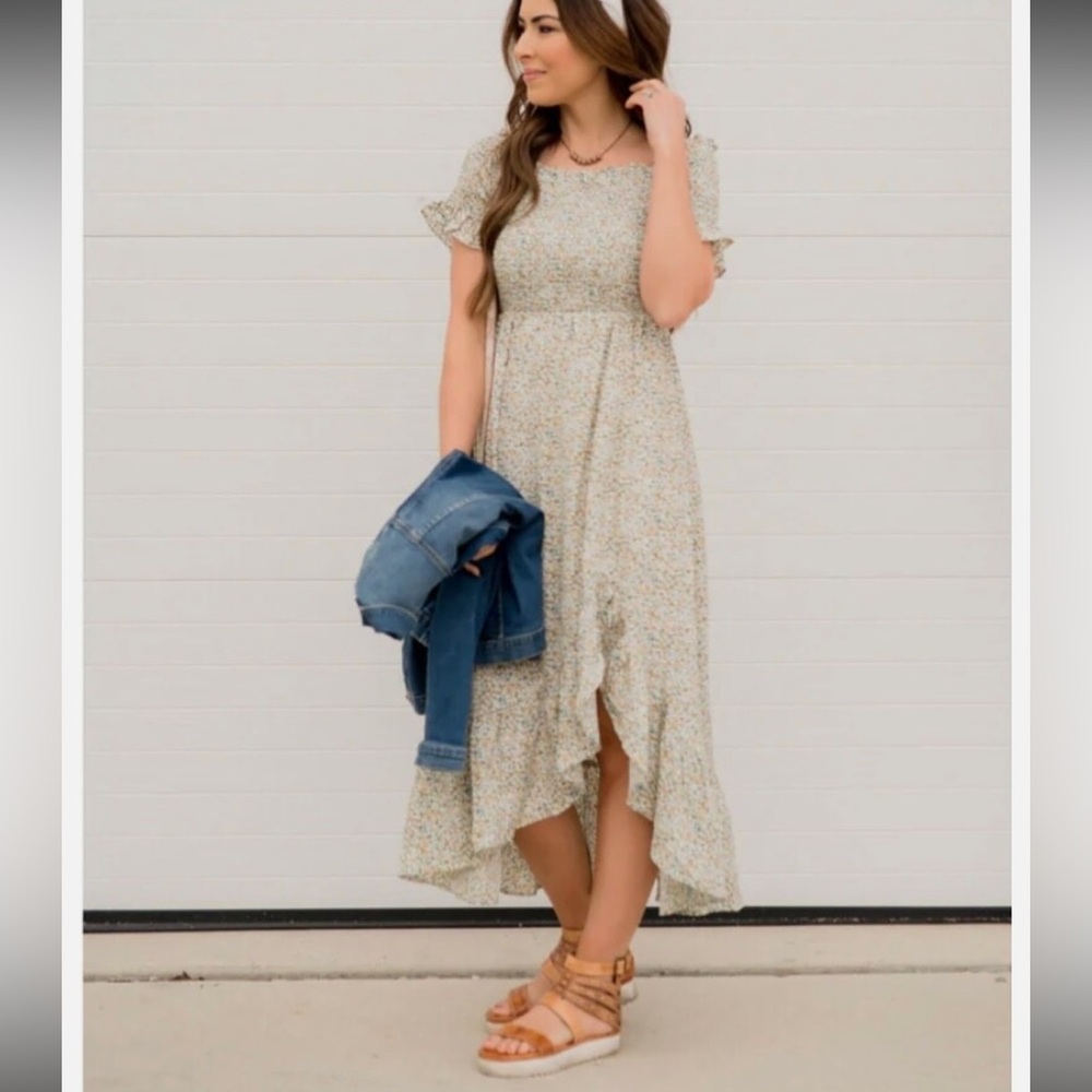 Light Floral Cream Maxi Dress with Ruffle Hem - Picture 2 of 7